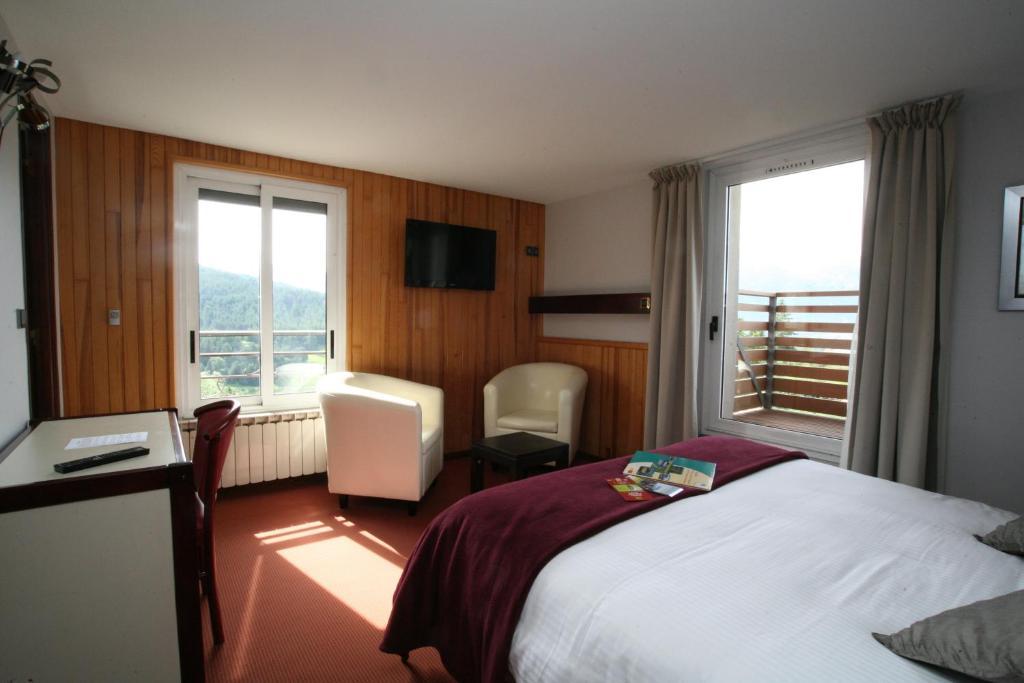 Hotel Corrieu La Llagonne Pokój zdjęcie