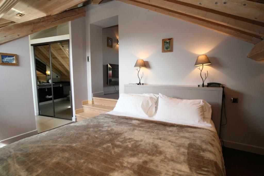 Hotel Corrieu La Llagonne Pokój zdjęcie