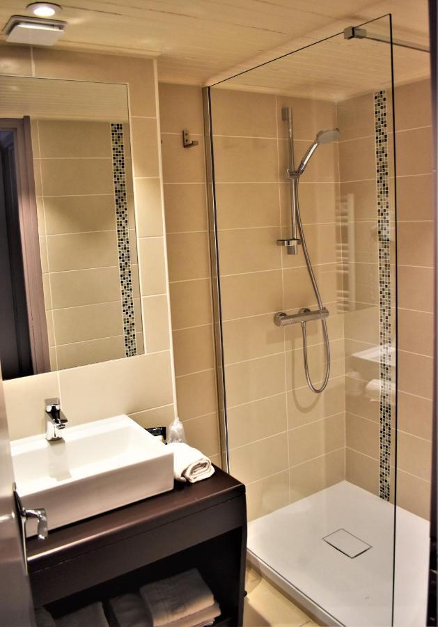 Hotel Corrieu La Llagonne Zewnętrze zdjęcie